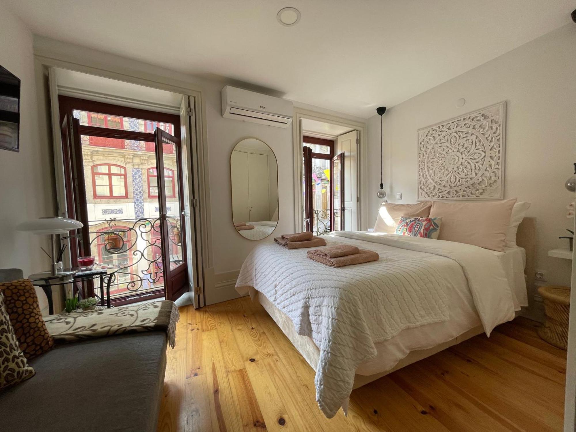 Historic Porto Balcony Hideaway - Taipas House 60 Daire Dış mekan fotoğraf